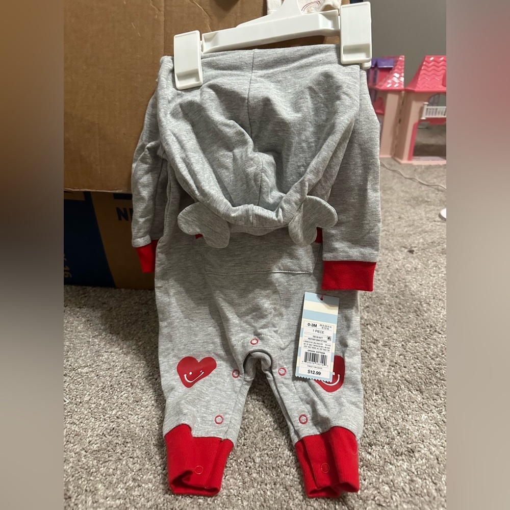 Cat & Jack Valentine’s Day Onesie 0-3 months